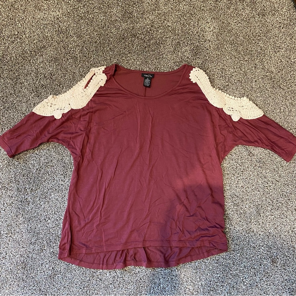Rue 21 top